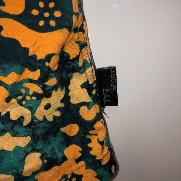 TYR Sport Mens Large Green Floral Elastic Waist Pockets Swim Shorts Trunks Sz L - Picture 5 of 10